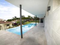 swimming pool and back porch - Costa Brava Overlook - Ballard & Mensua Architecture