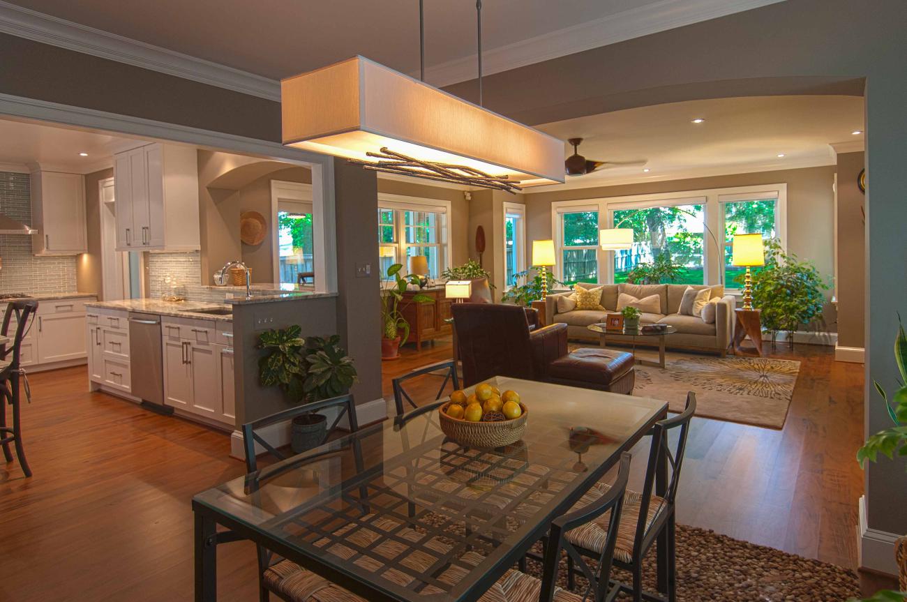 Bennington project - Little City rambler - dining room towards family room